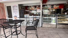 Load image into Gallery viewer, Panadería en función en Las Delicias, Canovanas