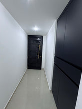 Load image into Gallery viewer, TOTALMENTE REMODELADO Y AMUEBLADO – ALQUILER EN PARKSIDE, GUAYNABO