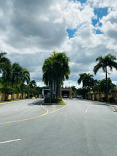 Load image into Gallery viewer, Vendida Urb. River Garden, Canovanas