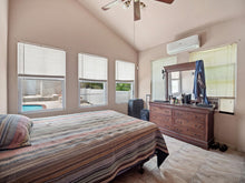 Load image into Gallery viewer, Palmas Altas, Barceloneta