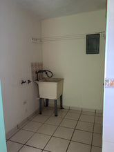 Load image into Gallery viewer, Opcionado Condominio Torres de Andalucía en San Juan