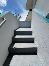 Load image into Gallery viewer, Vendida Propiedad Comercial Uso Mixto en Barrio Guavate en Cayey