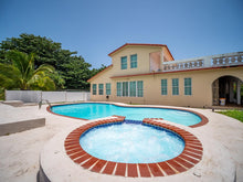 Load image into Gallery viewer, Palmas Altas, Barceloneta