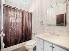 Load image into Gallery viewer, Palmas Altas, Barceloneta