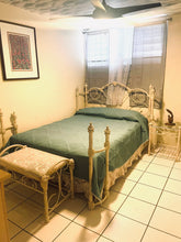 Load image into Gallery viewer, Jardines de Valencia, San Juan