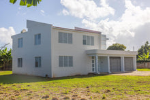 Load image into Gallery viewer, Vendida Urb. Ocean Park, Vega Baja