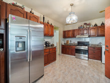 Load image into Gallery viewer, Palmas Altas, Barceloneta