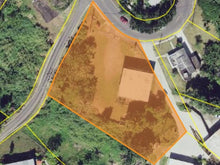 Load image into Gallery viewer, Vendida Propiedad Comercial Uso Mixto en Barrio Guavate en Cayey