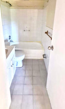 Load image into Gallery viewer, SOLD Condominio San Francisco, Bayamón