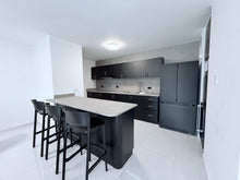 Load image into Gallery viewer, Apartamento Parkside, Guaynabo