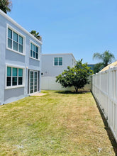 Load image into Gallery viewer, Vendida Las Palmas de Cerro Gordo, Vega Alta