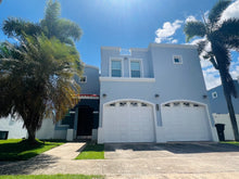 Load image into Gallery viewer, Vendida Las Palmas de Cerro Gordo, Vega Alta