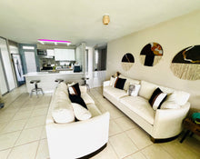 Load image into Gallery viewer, Vendida Isla de Roque Estates, Barceloneta