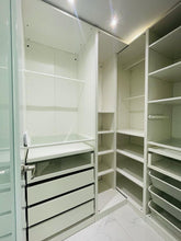 Load image into Gallery viewer, Vendida Urb. River Garden, Canovanas