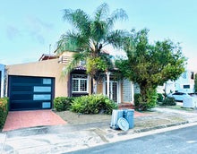 Load image into Gallery viewer, Vendida Urbanización Altos de Torrimar, Bayamón