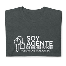 Load image into Gallery viewer, Camiseta unisex CLARO QUE TRABAJO 24/7