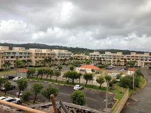 Load image into Gallery viewer, Opcionado Hermoso Apartamento Chalets de San Fernando, Carolina