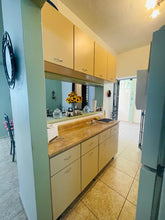 Load image into Gallery viewer, Hermanas Dávila, Bayamón