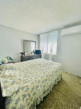 Load image into Gallery viewer, Sold Urb. La Fábrica, Salinas