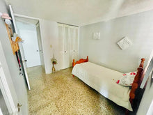 Load image into Gallery viewer, Sold Urb. La Fábrica, Salinas