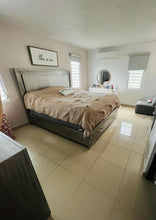 Load image into Gallery viewer, Lomas Verdes, Bayamón