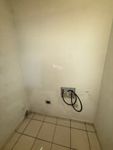 Load image into Gallery viewer, Vendido Veredas de Venus, San Juan
