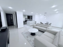Load image into Gallery viewer, TOTALMENTE REMODELADO Y AMUEBLADO – ALQUILER EN PARKSIDE, GUAYNABO
