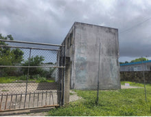 Load image into Gallery viewer, Opcionada SE VENDE TERRENO CON ESTRUCTURA DE CONCRETO
