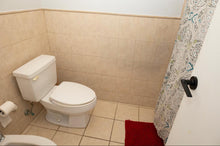 Load image into Gallery viewer, Vendido Condo. Brisas de Parque Escorial en Carolina
