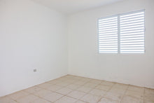 Load image into Gallery viewer, Opcionada Urb. Ocean Park, Vega Baja
