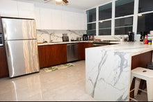 Load image into Gallery viewer, Vendido Condo. Brisas de Parque Escorial en Carolina
