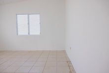 Load image into Gallery viewer, Opcionada Urb. Ocean Park, Vega Baja
