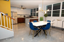 Load image into Gallery viewer, Vendido Condo. Brisas de Parque Escorial en Carolina

